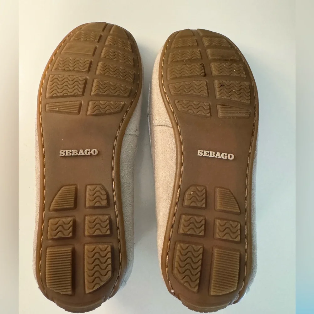 Sebago Tan and White Moccasins with Contrast Stitching - Picture 5 of 7